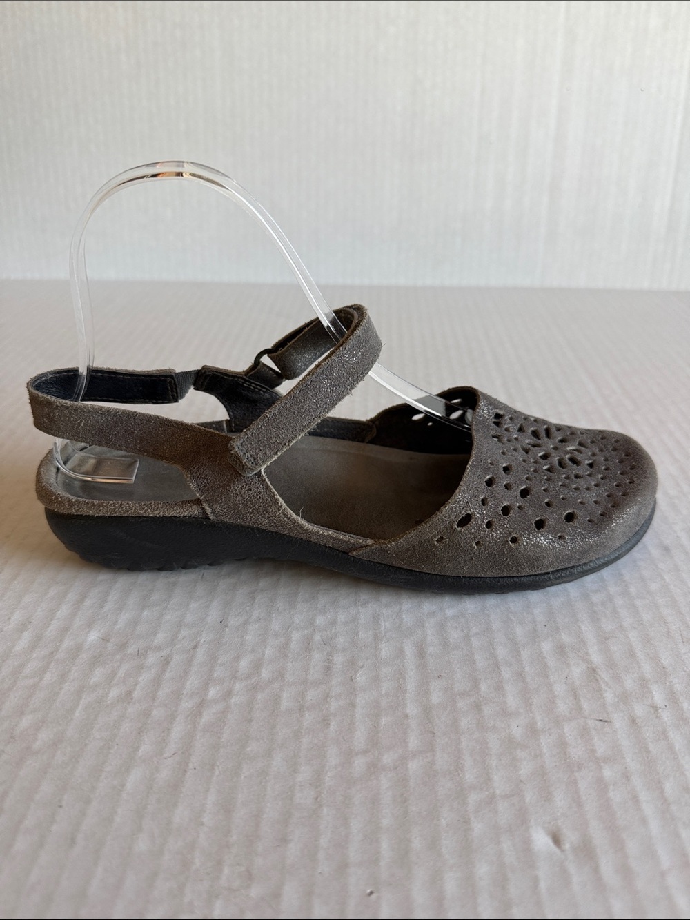 NAOT Arataki Perforated Leather Hook And Loop Slingback Mary Jane Flats - Picture 6 of 10